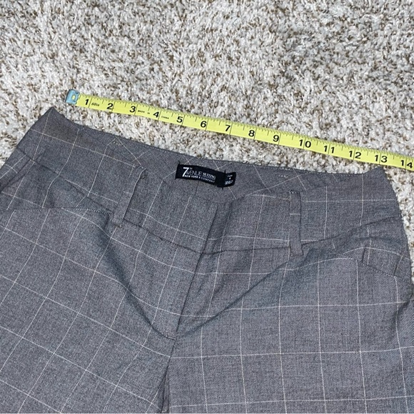 NEW YORK & COMPANY 7th Avenue Suiting Collection Gray Pants Size 4 Petite - Picture 6 of 7